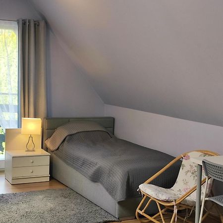 Apartamento Dom Na Zaciszu Varsovia Exterior foto