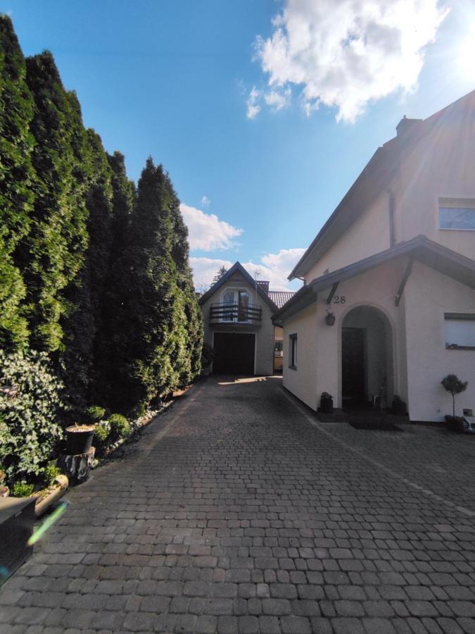 Apartamento Dom Na Zaciszu Varsovia Exterior foto